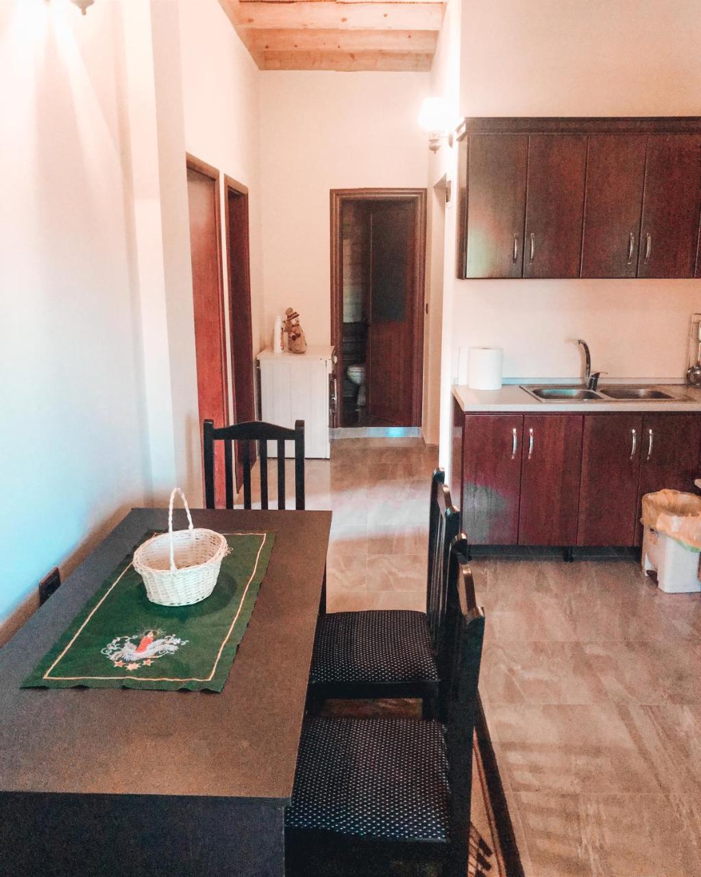 Apartament *